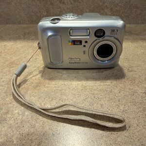 Kodak Digital Camera EasyShare CX7330 3.1MP Silver Y2K Retro - Tested